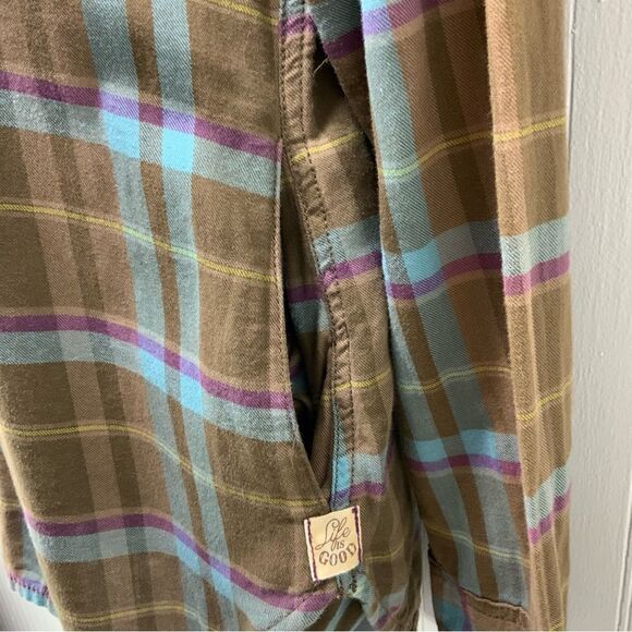 LIFE IS GOOD 1/2 button down flannel shirt - Picture 2 of 5